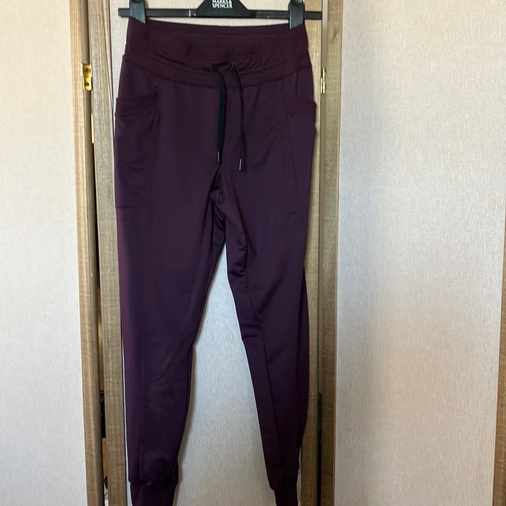 FINAL MARKDOWN 32 Degrees Deep Purple Joggers xs
